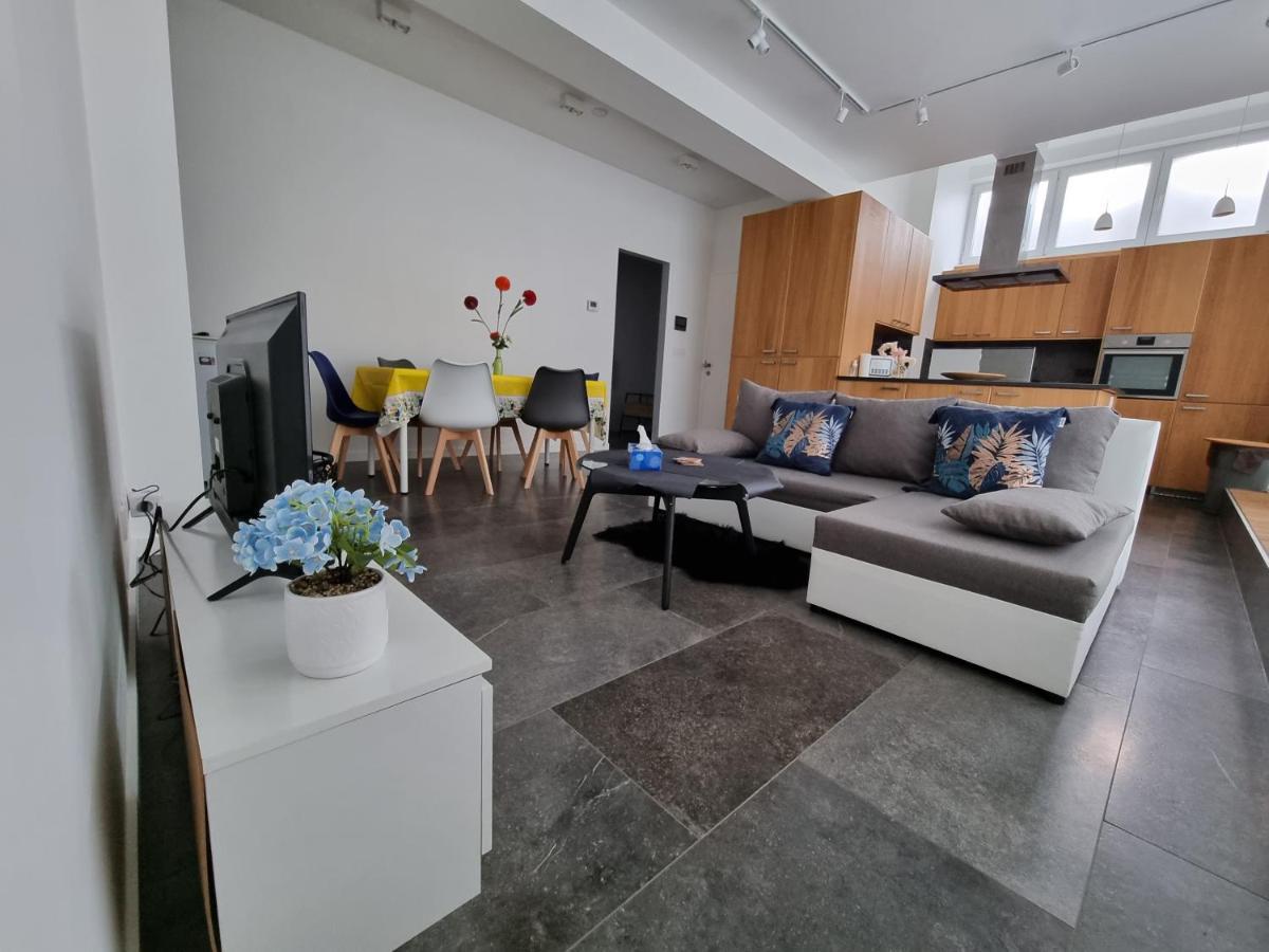 Bb Guesthouse Wezembeek-Oppem Ngoại thất bức ảnh