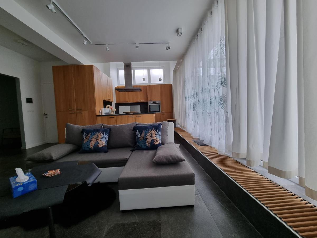Bb Guesthouse Wezembeek-Oppem Ngoại thất bức ảnh